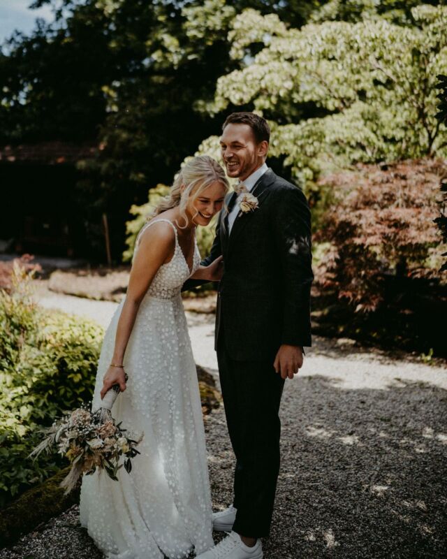 Hi- long time no see 👋

#hochzeitsfotografie #hochzeitsfotograf #hochzeitreportage